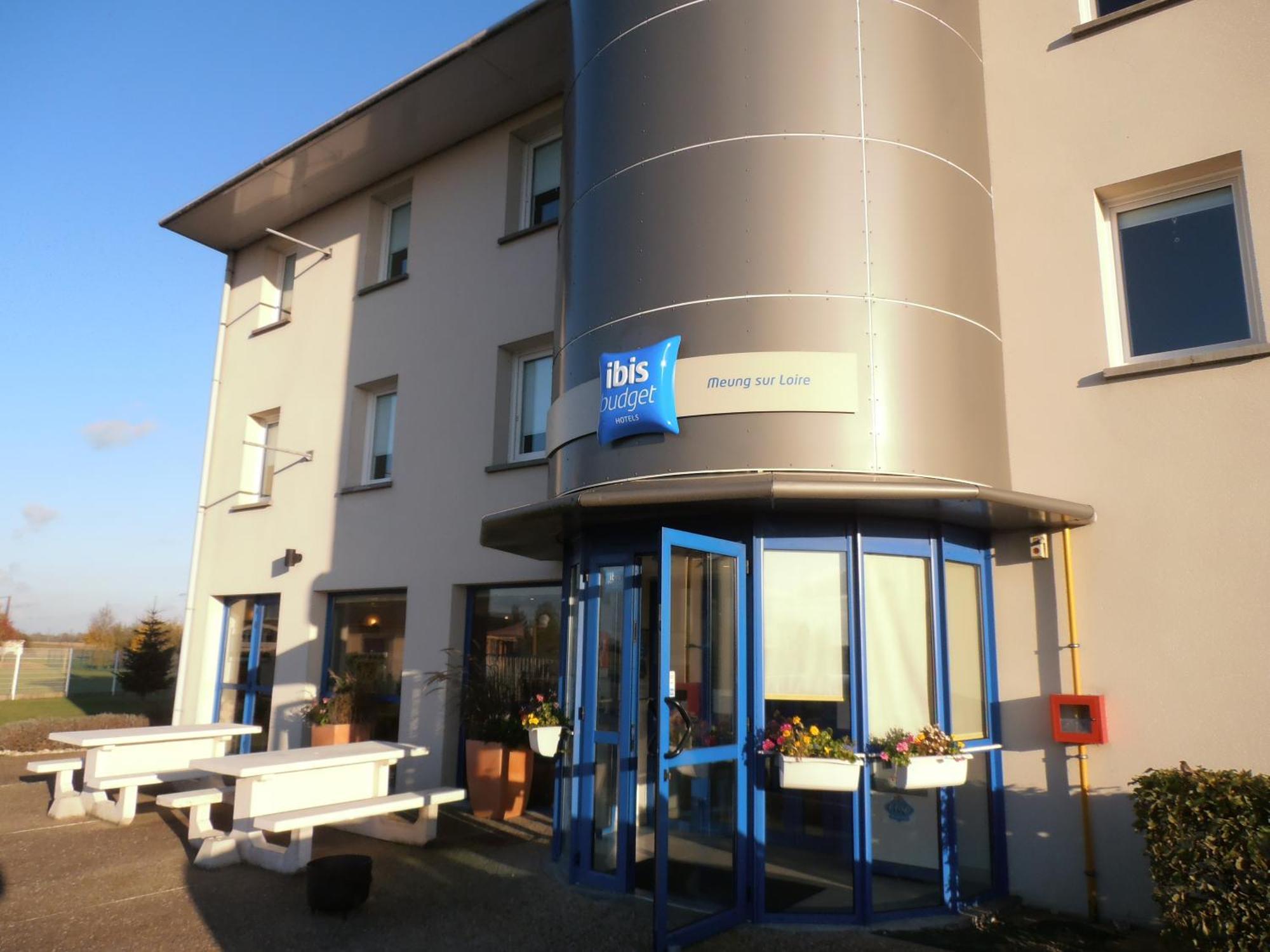 Ibis Budget Meung Sur Loire Exteriör bild