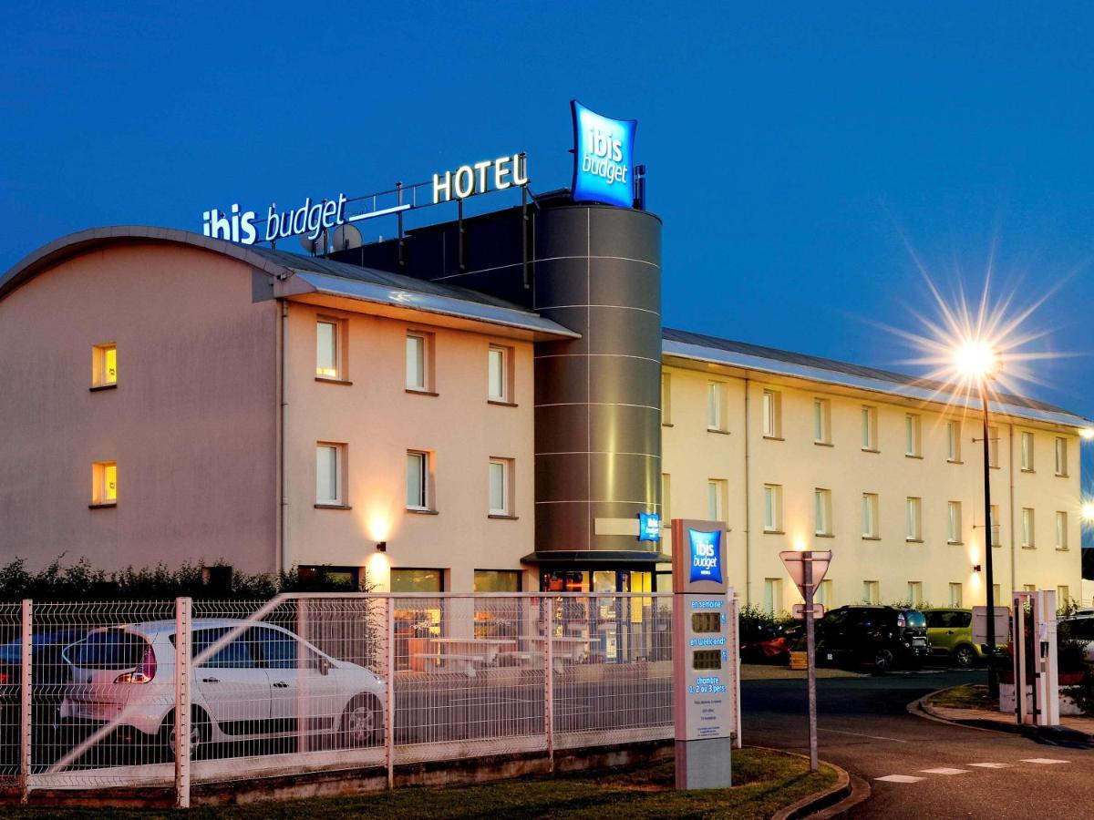 Ibis Budget Meung Sur Loire Exteriör bild